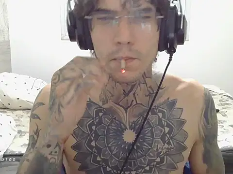Snapshot of smokingink chatting on April 30, 2026, 10:25 pm smokingink online show from April 30, 2026, 10:25 pm