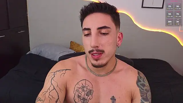 dylanspencer28 online show from May 28, 2026, 12:30 am