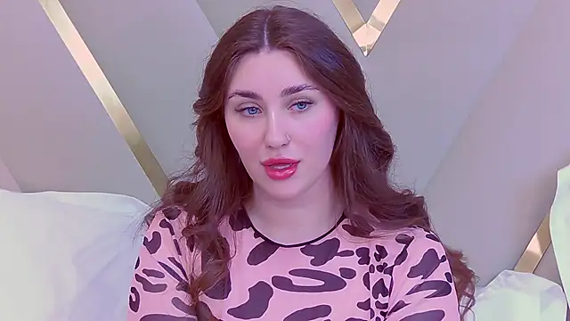 KiraBarlows online show from March 1, 2025, 9:15 pm