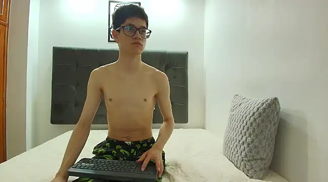 wolfandsky online show from January 30, 2025, 3:08 pm