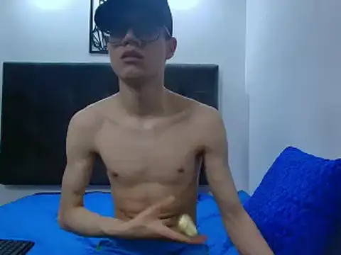 wolfandsky online show from March 20, 2025, 8:51 pm