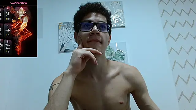 wolfandsky online show from November 11, 2025, 10:59 am