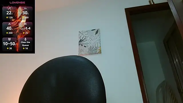 wolfandsky online show from November 18, 2025, 11:47 am