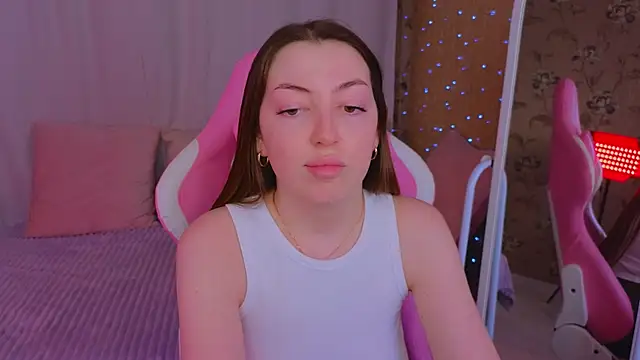 Ann moon   online show from March 19, 2025, 3:29 pm