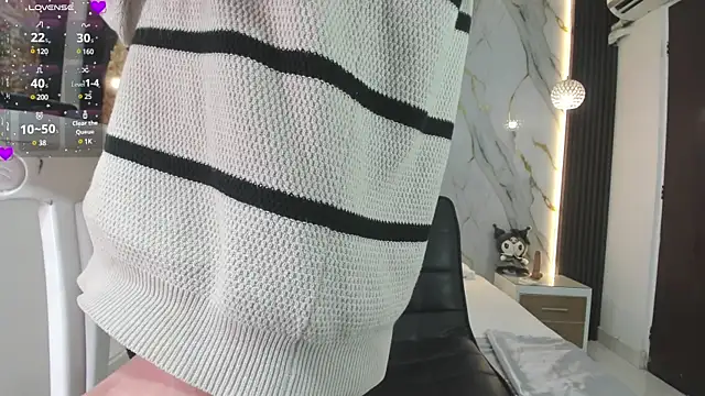 Snapshot of raven_li chatting on March 9, 2025, 5:06 pm raven li online show from March 9, 2025, 5:06 pm