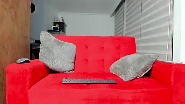 dereckgreen online show from December 2, 2025, 9:58 am