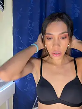 Snapshot of zoe_storm chatting on February 19, 2026, 12:28 am zoe storm online show from February 19, 2026, 12:28 am