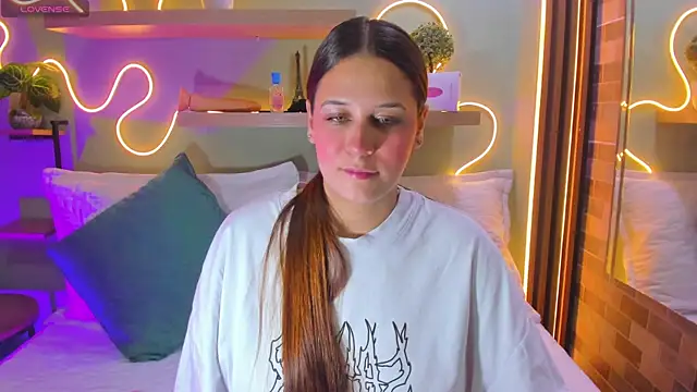 Palmer Evans online show from October 4, 2025, 1:53 pm