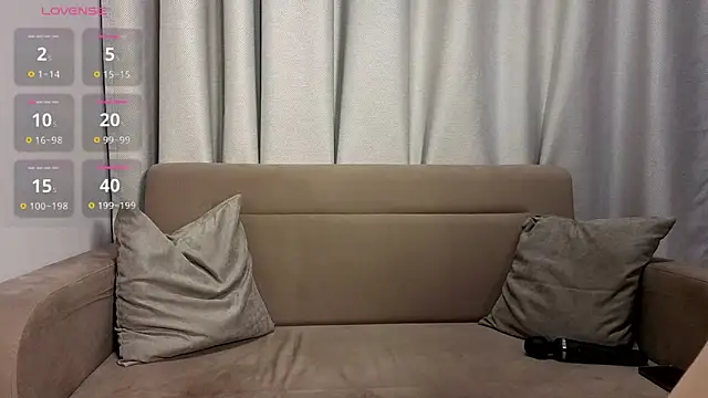 Snapshot of eva_fale chatting on February 19, 2026, 3:52 pm eva fale online show from February 19, 2026, 3:52 pm