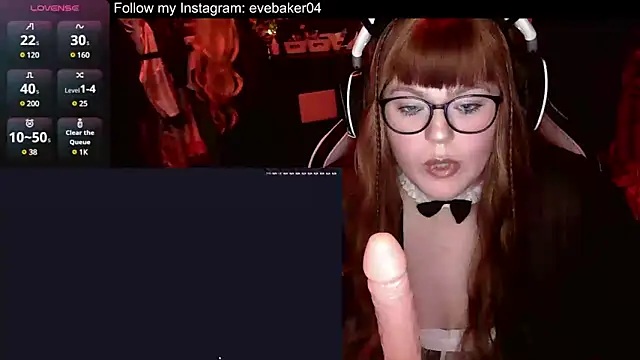 EveBaker04 online show from March 14, 2025, 6:07 pm