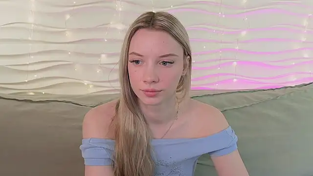 katt  y online show from February 20, 2026, 5:04 am