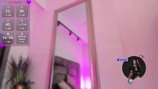 DannaJhonson1 online show from March 2, 2026, 7:21 pm