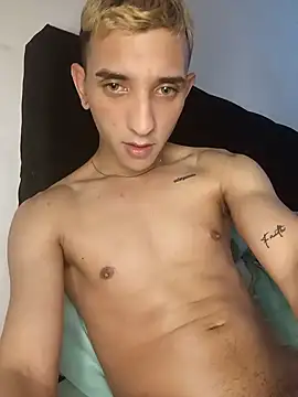 manu stiv online show from March 12, 2025, 7:13 am