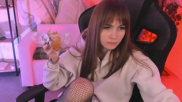 DakotaaJohnnson online show from February 24, 2025, 8:58 pm