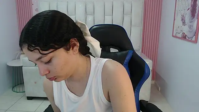 shalon diaz s online show from January 8, 2026, 1:02 pm