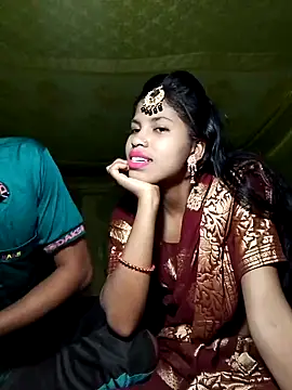 Hot couple 1 online show from March 21, 2025, 4:51 pm