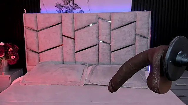 Gigidoll online show from November 14, 2025, 11:31 am