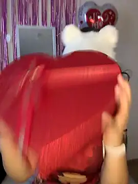 Snapshot of GinnyDelice chatting on February 25, 2025, 11:33 pm GinnyDelice online show from February 25, 2025, 11:33 pm