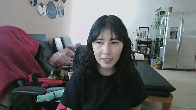 Snapshot of GinnyDelice chatting on October 4, 2025, 10:41 pm GinnyDelice online show from October 4, 2025, 10:41 pm