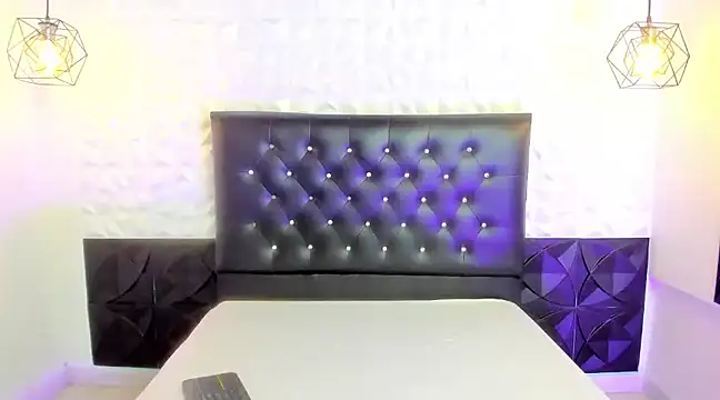 JackeOwens online show from February 25, 2025, 1:28 pm