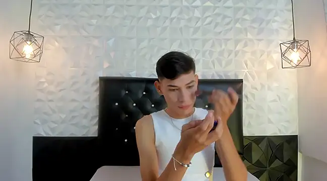 JackeOwens online show from March 6, 2025, 1:03 pm