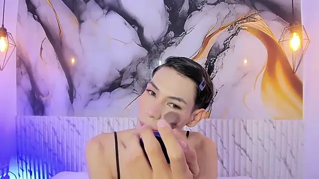 JackeOwens online show from October 17, 2025, 12:08 pm