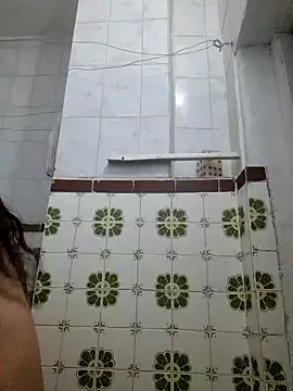 majdolin78 online show from March 12, 2025, 7:28 pm