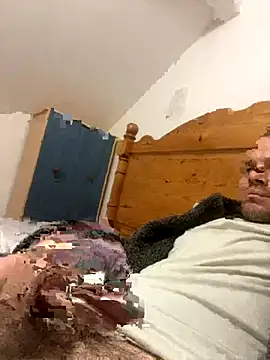 Snapshot of wyattstone chatting on November 3, 2025, 1:51 am wyattstone online show from November 3, 2025, 1:51 am