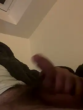 Snapshot of wyattstone chatting on November 12, 2025, 2:23 am wyattstone online show from November 12, 2025, 2:23 am