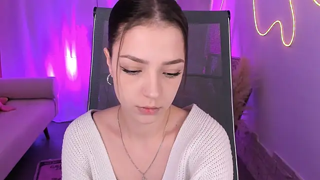 Snapshot of PamBeesly chatting on January 12, 2026, 8:30 am PamBeesly online show from January 12, 2026, 8:30 am