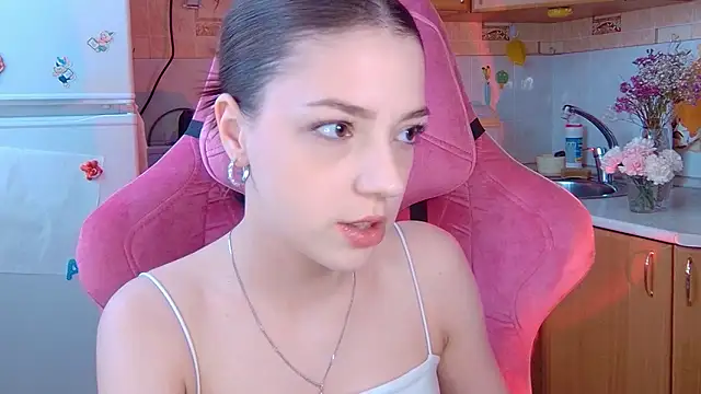 Snapshot of PamBeesly chatting on February 21, 2026, 9:10 am PamBeesly online show from February 21, 2026, 9:10 am