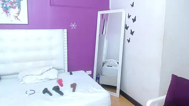 tinyy whore18 online show from February 24, 2026, 7:56 pm