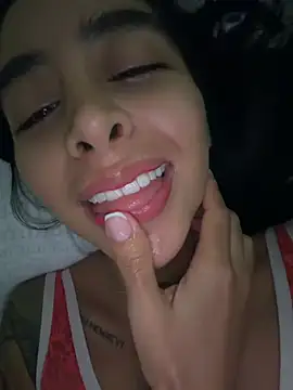 sophierooy22 online show from June 25, 2026, 10:03 pm