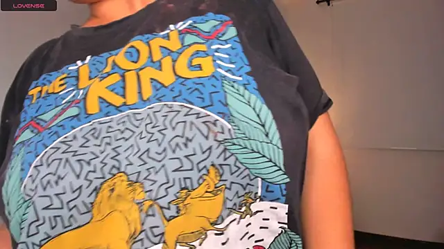 Snapshot of brithany_olson25 chatting on February 25, 2025, 11:52 am brithany olson25 online show from February 25, 2025, 11:52 am