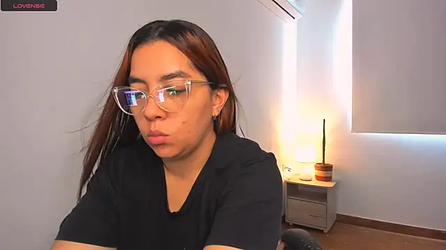 Snapshot of brithany_olson25 chatting on February 27, 2025, 2:00 pm brithany olson25 online show from February 27, 2025, 2:00 pm