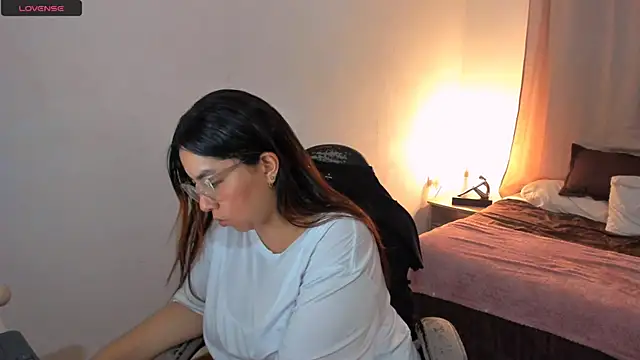 Snapshot of brithany_olson25 chatting on October 15, 2025, 12:55 am brithany olson25 online show from October 15, 2025, 12:55 am