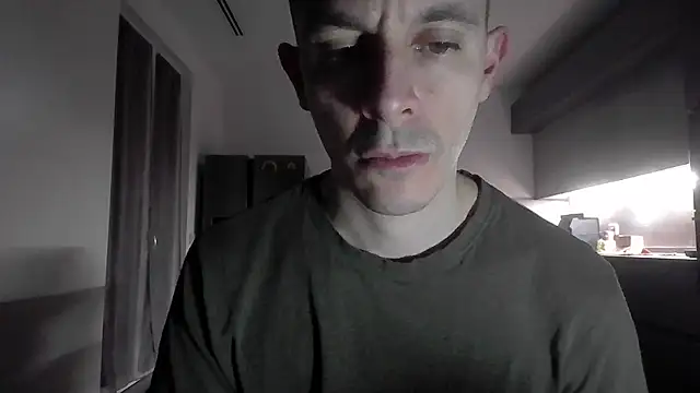 Snapshot of Masterclassyfeet chatting on February 10, 2025, 9:04 pm Masterclassyfeet online show from February 10, 2025, 9:04 pm