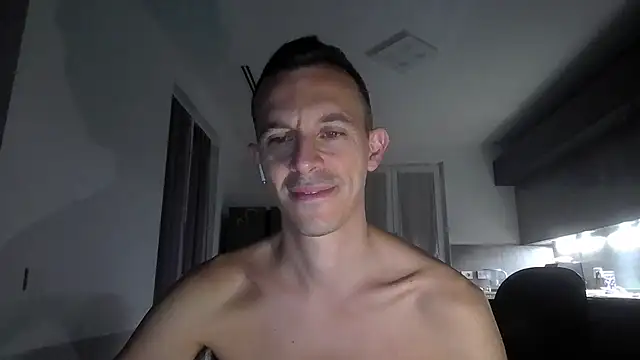 Snapshot of Masterclassyfeet chatting on September 13, 2025, 10:20 pm Masterclassyfeet online show from September 13, 2025, 10:20 pm