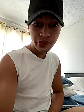 Snapshot of Diegosavage3 chatting on September 22, 2025, 6:43 pm Diegosavage3 online show from September 22, 2025, 6:43 pm