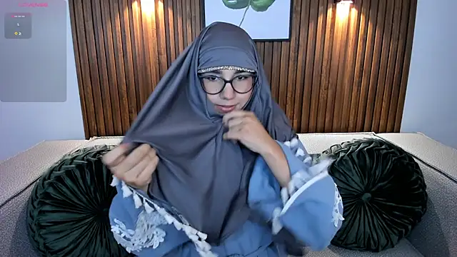 Ayha khalaf online show from February 28, 2025, 3:15 am