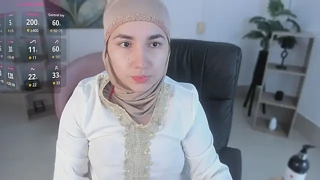 Ayha khalaf online show from November 25, 2025, 1:05 am