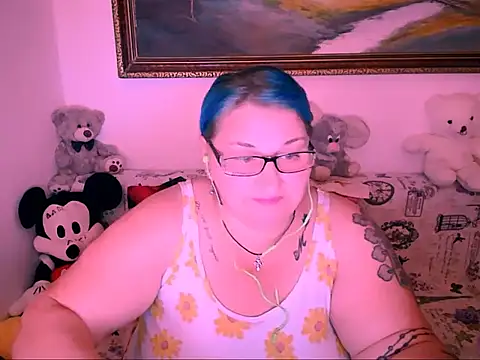 mayamayx online show from September 18, 2025, 7:05 pm