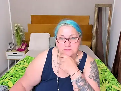 mayamayx online show from July 24, 2026, 8:29 pm