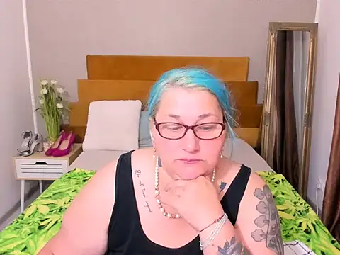 mayamayx online show from July 25, 2026, 6:38 pm