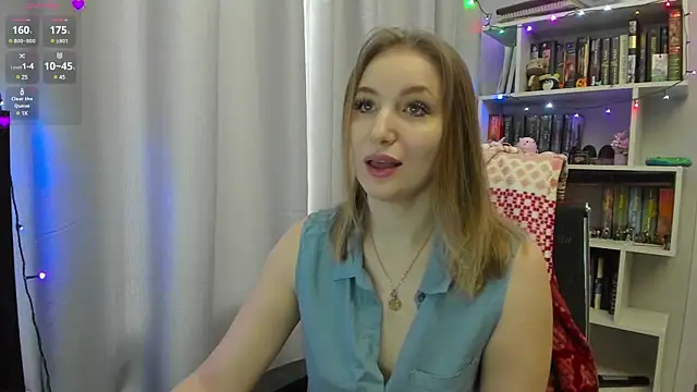 Snapshot of LillyFan-X chatting on February 12, 2025, 2:35 am LillyFan-X online show from February 12, 2025, 2:35 am