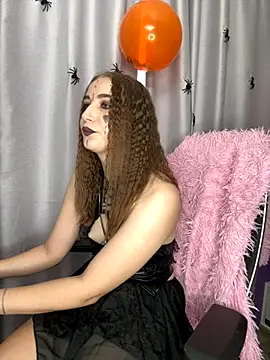 Snapshot of LillyFan-X chatting on October 24, 2025, 4:42 am LillyFan-X online show from October 24, 2025, 4:42 am