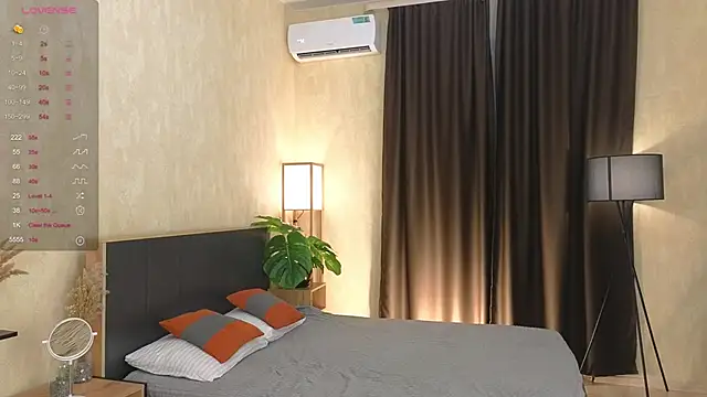 Snapshot of beatrishaa chatting on February 7, 2025, 3:19 pm beatrishaa online show from February 7, 2025, 3:19 pm