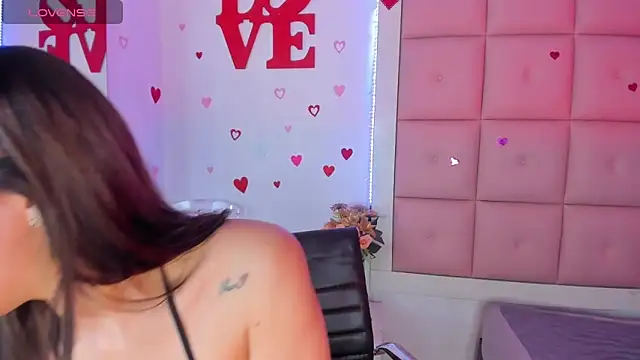 Lili Bykers online show from October 12, 2025, 12:59 pm