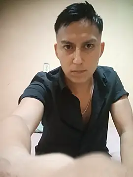 LuisMex1998 online show from July 20, 2026, 12:58 am