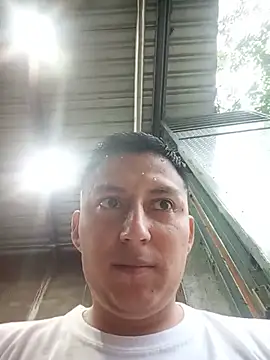 LuisMex1998 online show from July 25, 2026, 12:09 am